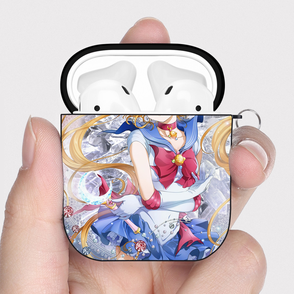 （画像用） 美少女戦士セーラームーン Sailor Moon AirPods 第2世代保護ケース ハードシェル ブラック 耐衝撃・防指紋・カラビナ付き