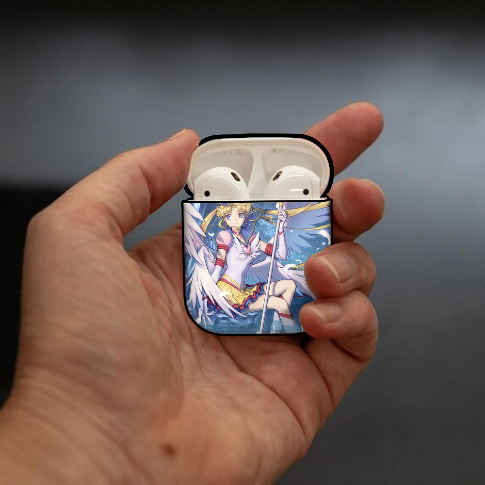 美少女戦士セーラームーン Sailor Moon AirPods 第2世代保護ケース ハードシェル ブラック 耐衝撃・防指紋・カラビナ付き