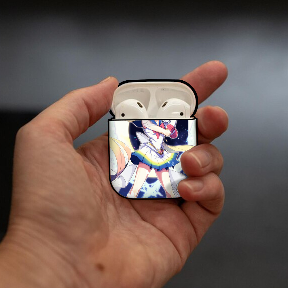美少女戦士セーラームーン Sailor Moon AirPods 第2世代保護ケース ハードシェル ブラック 耐衝撃・防指紋・カラビナ付き