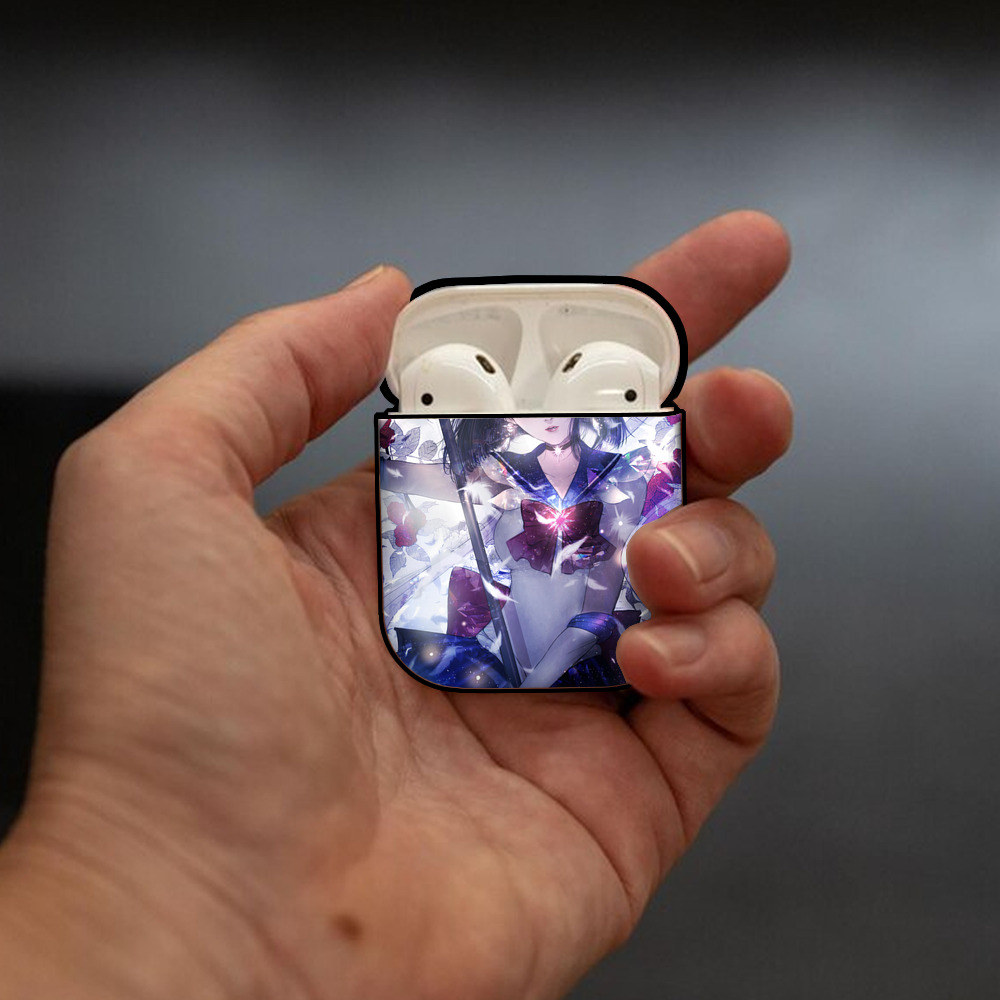 美少女戦士セーラームーン Sailor Moon AirPods 第2世代保護ケース ハードシェル ブラック 耐衝撃・防指紋・カラビナ付き