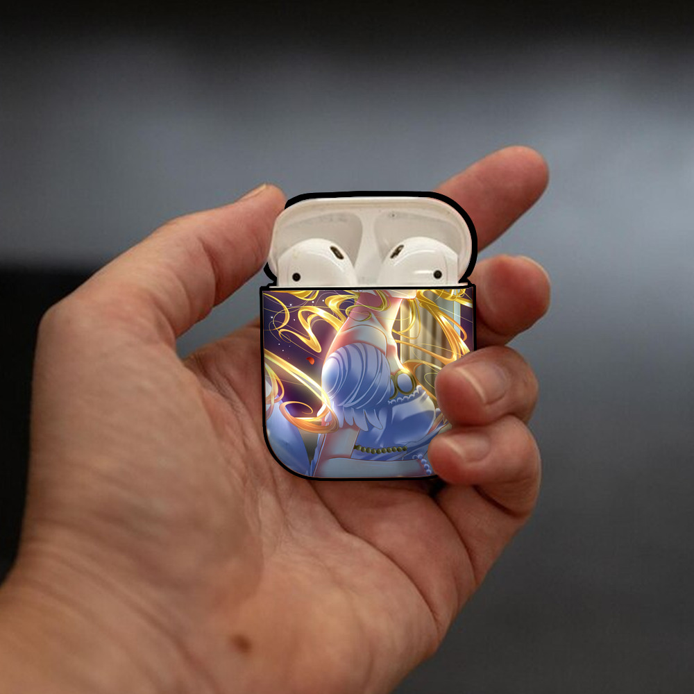 美少女戦士セーラームーン Sailor Moon AirPods 第2世代保護ケース ハードシェル ブラック 耐衝撃・防指紋・カラビナ付き