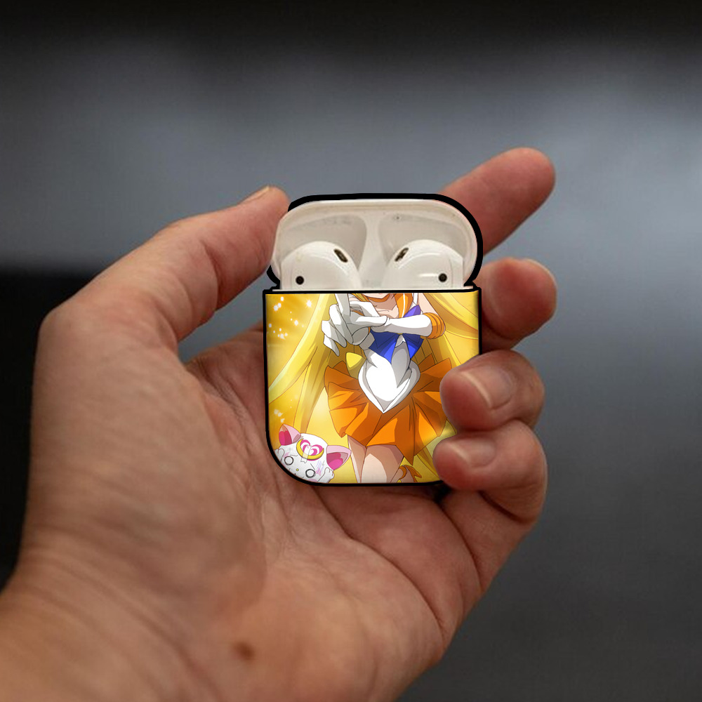美少女戦士セーラームーン Sailor Moon AirPods 第2世代保護ケース ハードシェル ブラック 耐衝撃・防指紋・カラビナ付き