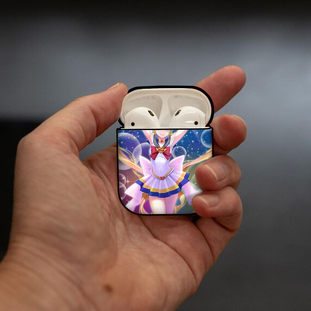 美少女戦士セーラームーン Sailor Moon AirPods 第2世代保護ケース ハードシェル ブラック 耐衝撃・防指紋・カラビナ付き