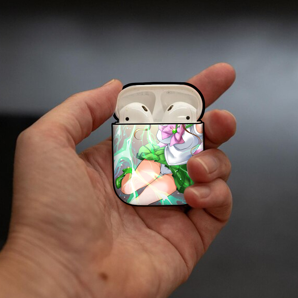 美少女戦士セーラームーン Sailor Moon AirPods 第2世代保護ケース ハードシェル ブラック 耐衝撃・防指紋・カラビナ付き