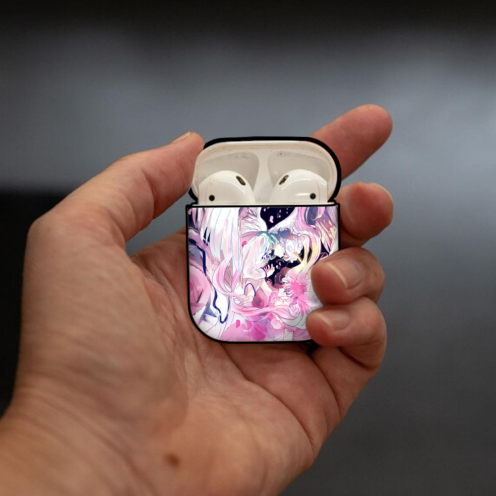 美少女戦士セーラームーン Sailor Moon AirPods 第2世代保護ケース ハードシェル ブラック 耐衝撃・防指紋・カラビナ付き