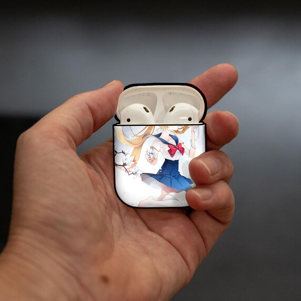美少女戦士セーラームーン Sailor Moon AirPods 第2世代保護ケース ハードシェル ブラック 耐衝撃・防指紋・カラビナ付き