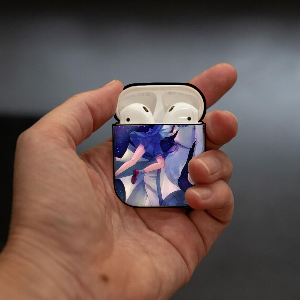 美少女戦士セーラームーン Sailor Moon AirPods 第2世代保護ケース ハードシェル ブラック 耐衝撃・防指紋・カラビナ付き