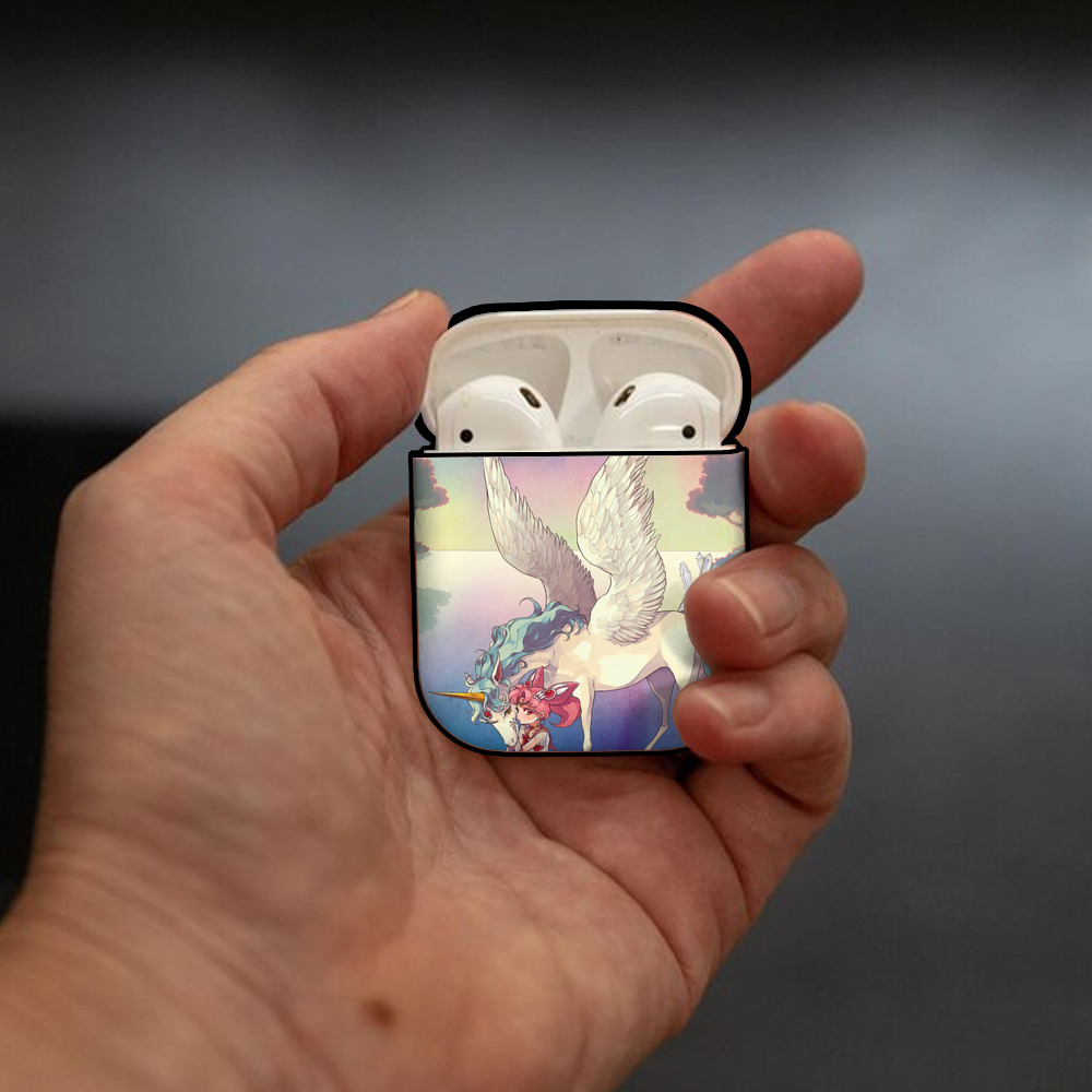美少女戦士セーラームーン Sailor Moon AirPods 第2世代保護ケース ハードシェル ブラック 耐衝撃・防指紋・カラビナ付き