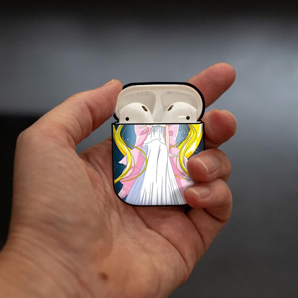 美少女戦士セーラームーン Sailor Moon AirPods 第2世代保護ケース ハードシェル ブラック 耐衝撃・防指紋・カラビナ付き
