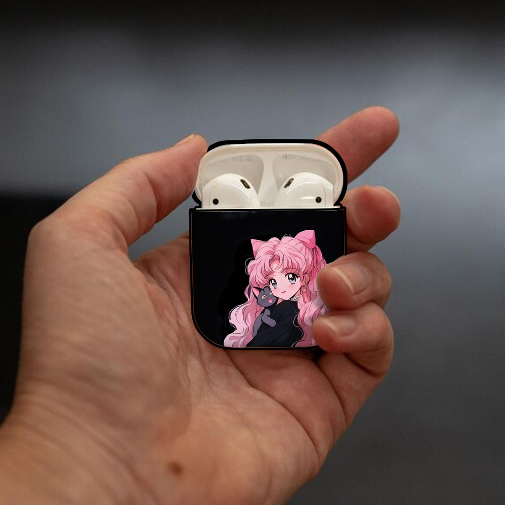 美少女戦士セーラームーン Sailor Moon AirPods 第2世代保護ケース ハードシェル ブラック 耐衝撃・防指紋・カラビナ付き