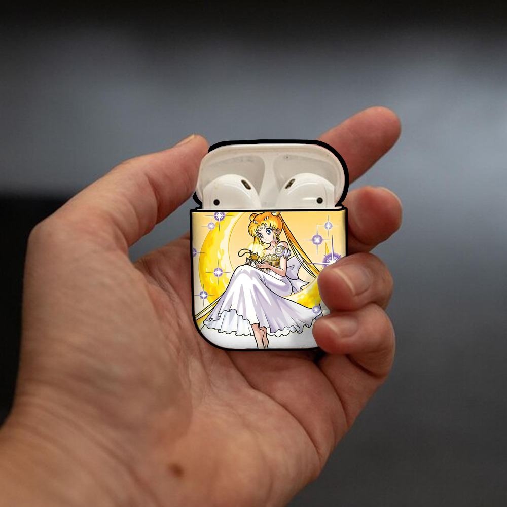 美少女戦士セーラームーン Sailor Moon AirPods 第2世代保護ケース ハードシェル ブラック 耐衝撃・防指紋・カラビナ付き