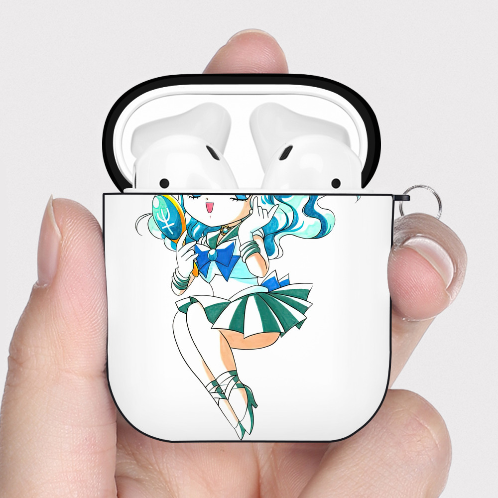 （画像用） 美少女戦士セーラームーン 海王 みちる（かいおう みちる） Sailor Moon Kaiou Michiru AirPods 第2世代保護ケース ハードシェル ブラック 耐衝撃・防指紋・カラビナ付き