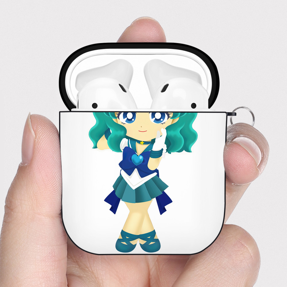 （画像用） 美少女戦士セーラームーン 海王 みちる（かいおう みちる） Sailor Moon Kaiou Michiru AirPods 第2世代保護ケース ハードシェル ブラック 耐衝撃・防指紋・カラビナ付き