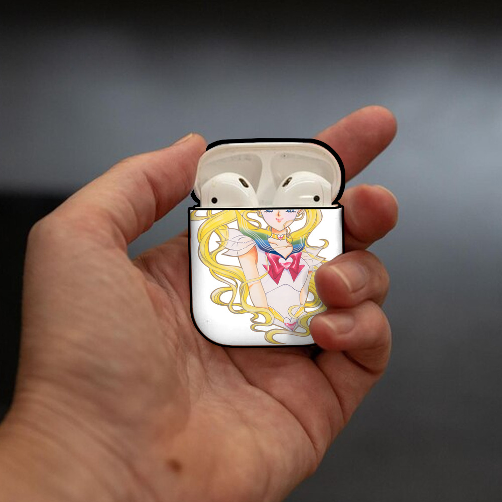美少女戦士セーラームーン 月野 うさぎ つきの うさぎ Sailor Moon Tsukino Usagi AirPods 第2世代保護ケース ハードシェル ブラック 耐衝撃・防指紋・カラビナ付き