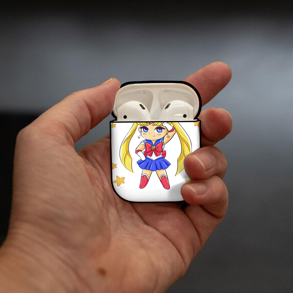 美少女戦士セーラームーン 月野 うさぎ つきの うさぎ Sailor Moon Tsukino Usagi AirPods 第2世代保護ケース ハードシェル ブラック 耐衝撃・防指紋・カラビナ付き