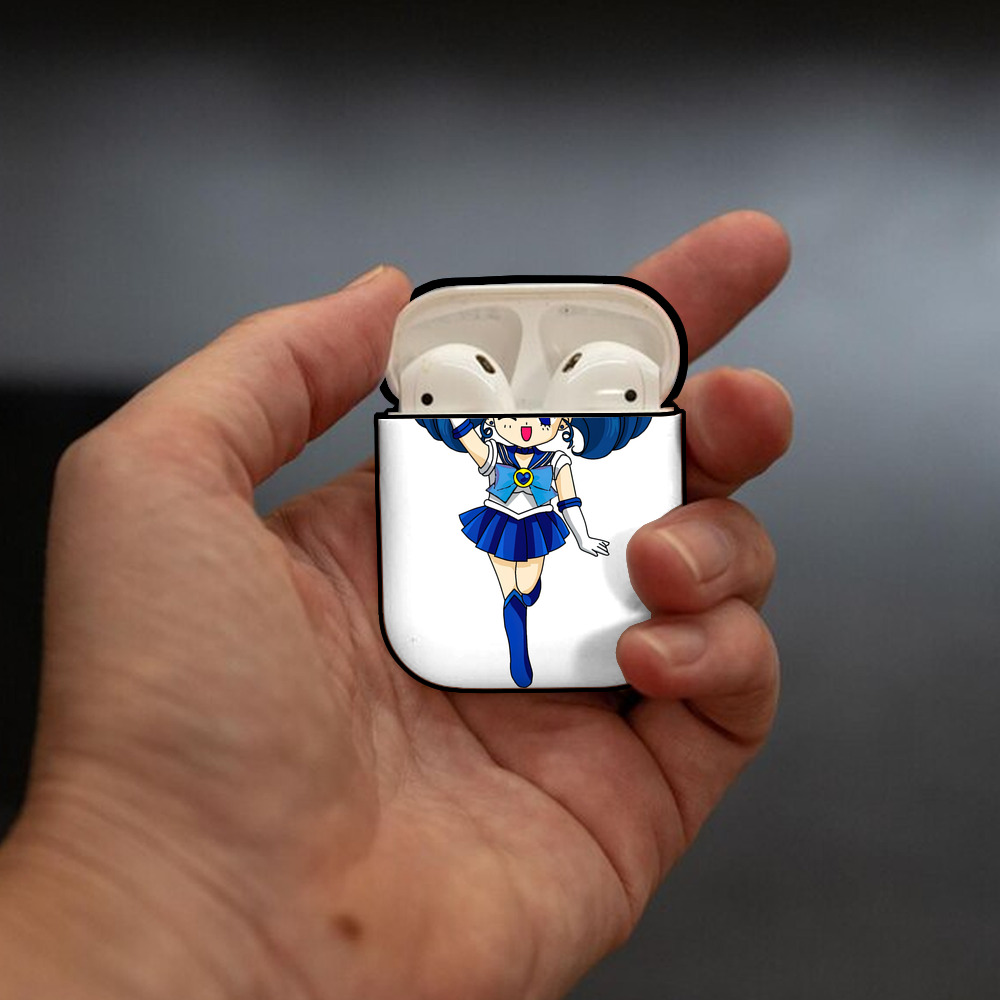 美少女戦士セーラームーン 水野 亜美 みずの あみ Sailor Moon Mizuno Ami AirPods 第2世代保護ケース ハードシェル ブラック 耐衝撃・防指紋・カラビナ付き