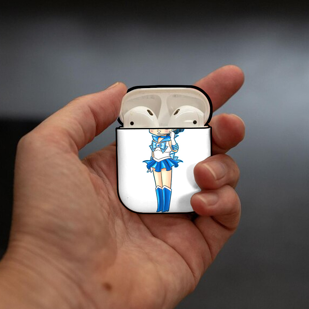 美少女戦士セーラームーン 水野 亜美 みずの あみ Sailor Moon Mizuno Ami AirPods 第2世代保護ケース ハードシェル ブラック 耐衝撃・防指紋・カラビナ付き