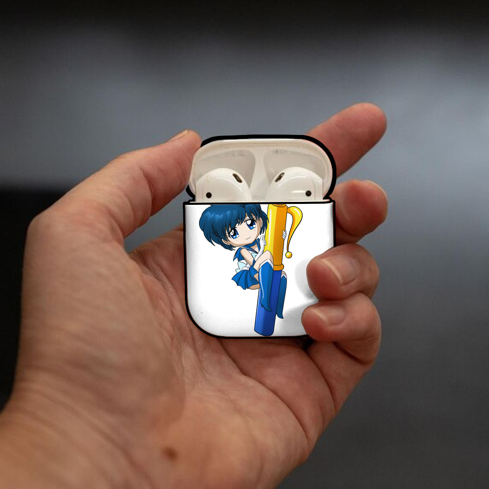 美少女戦士セーラームーン 水野 亜美 みずの あみ Sailor Moon Mizuno Ami AirPods 第2世代保護ケース ハードシェル ブラック 耐衝撃・防指紋・カラビナ付き