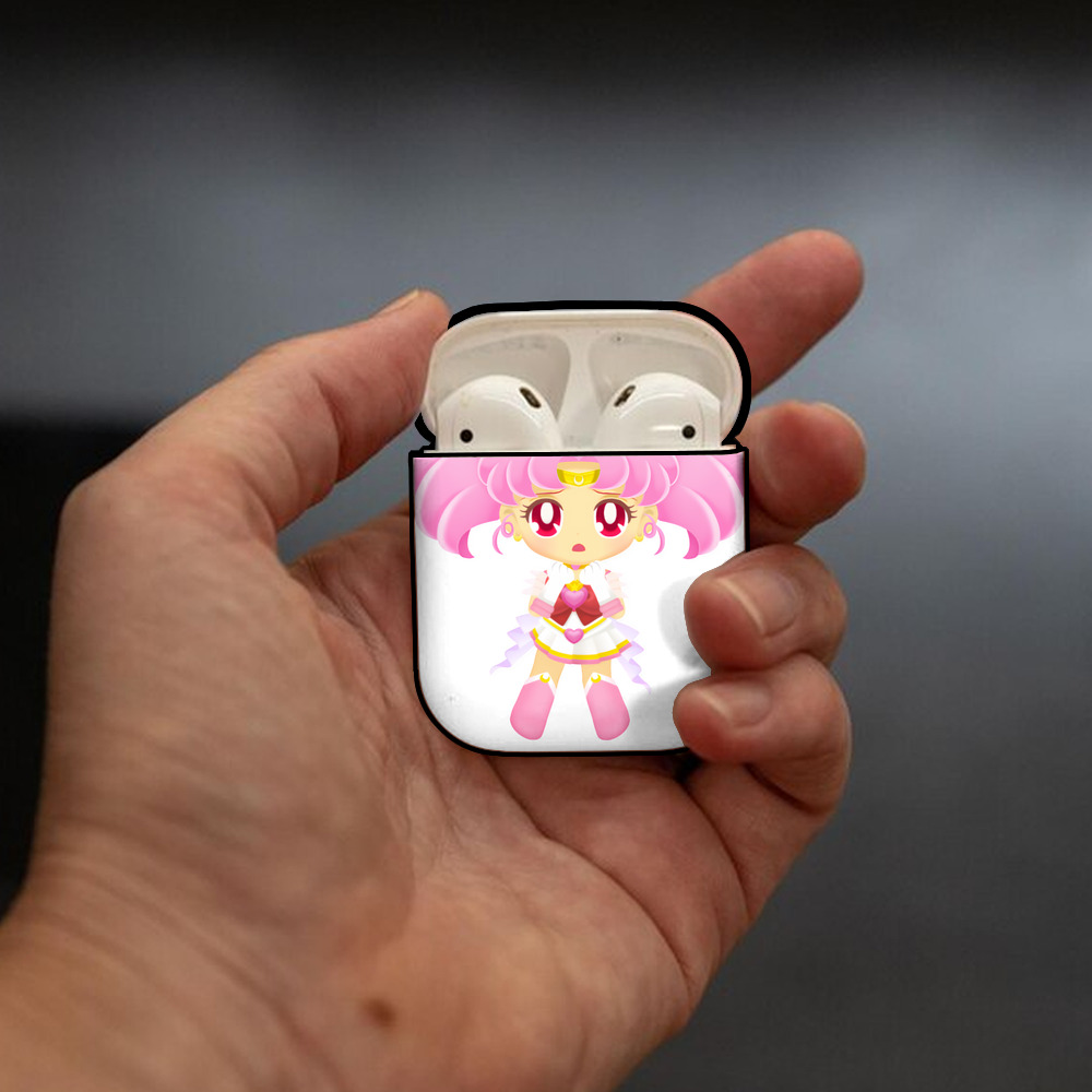 美少女戦士セーラームーン ちびうさ Sailor Moon Chibiusa Tsukino Usagi Small Lady Serenity AirPods 第2世代保護ケース ハードシェル ブラック 耐衝撃・防指紋・カラビナ付き