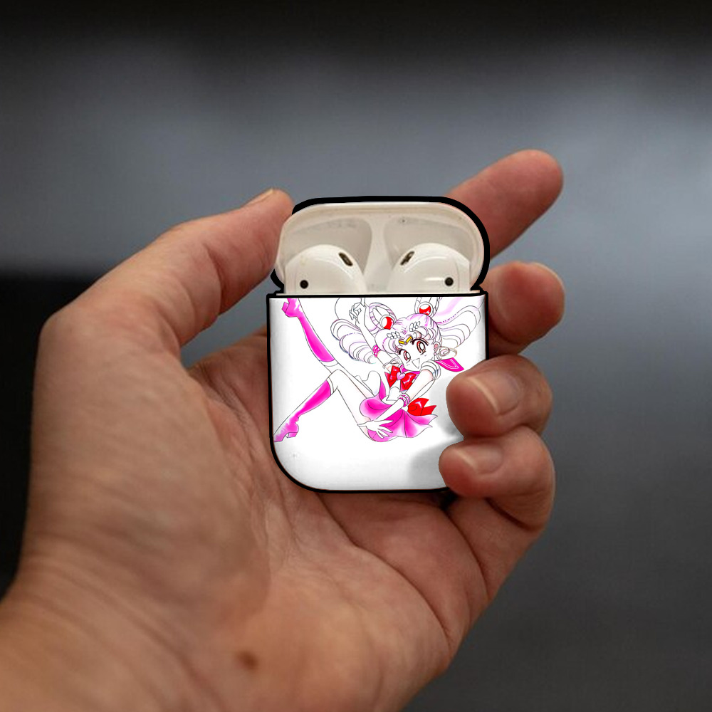 美少女戦士セーラームーン ちびうさ Sailor Moon Chibiusa Tsukino Usagi Small Lady Serenity AirPods 第2世代保護ケース ハードシェル ブラック 耐衝撃・防指紋・カラビナ付き