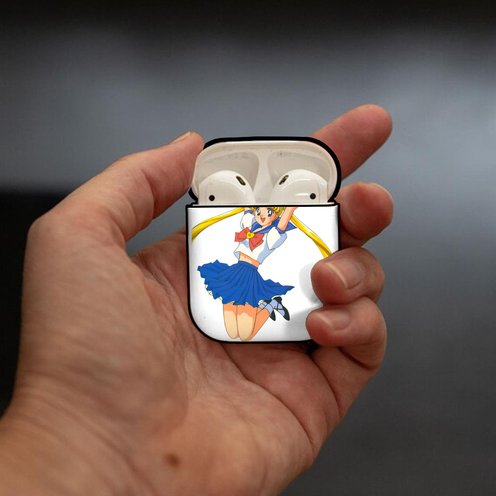美少女戦士セーラームーン 愛野 美奈子 あいの みなこ Sailor Moon Aino Minako AirPods 第2世代保護ケース ハードシェル ブラック 耐衝撃・防指紋・カラビナ付き
