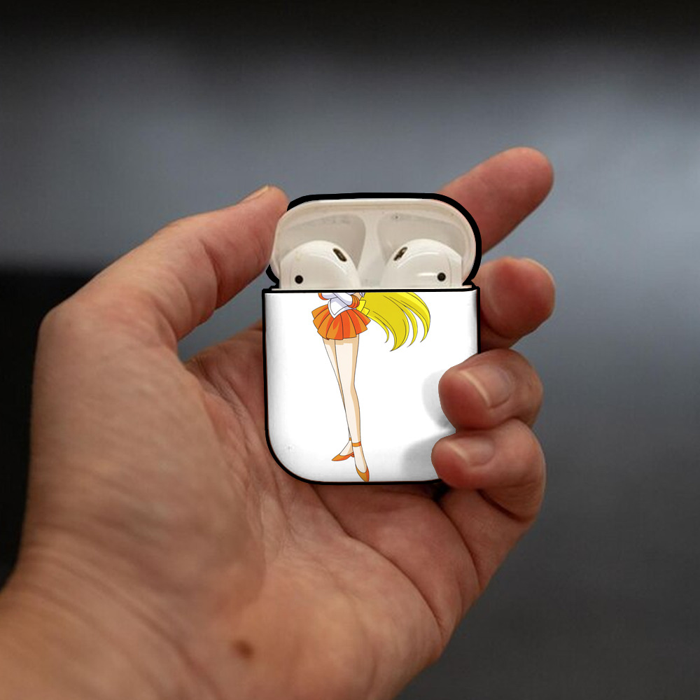 美少女戦士セーラームーン 愛野 美奈子 あいの みなこ Sailor Moon Aino Minako AirPods 第2世代保護ケース ハードシェル ブラック 耐衝撃・防指紋・カラビナ付き