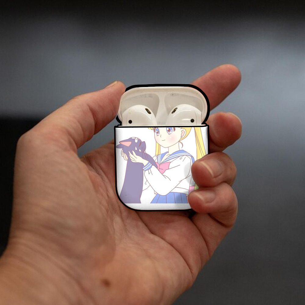 美少女戦士セーラームーン 愛野 美奈子 あいの みなこ Sailor Moon Aino Minako AirPods 第2世代保護ケース ハードシェル ブラック 耐衝撃・防指紋・カラビナ付き