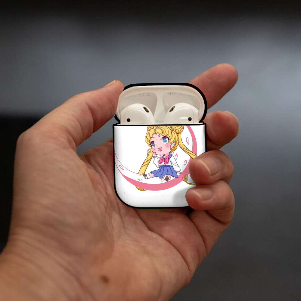 美少女戦士セーラームーン 愛野 美奈子 あいの みなこ Sailor Moon Aino Minako AirPods 第2世代保護ケース ハードシェル ブラック 耐衝撃・防指紋・カラビナ付き