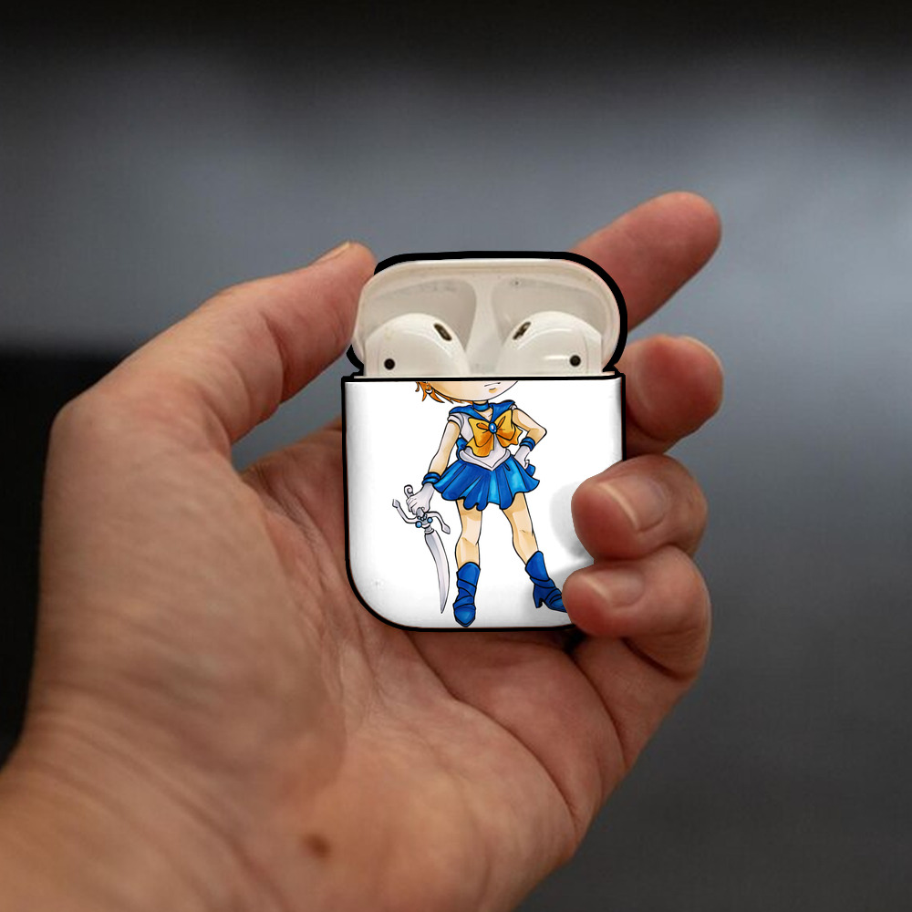 美少女戦士セーラームーン 天王はるか Sailor Moon Tenoh Haruka AirPods 第2世代保護ケース ハードシェル ブラック 耐衝撃・防指紋・カラビナ付き
