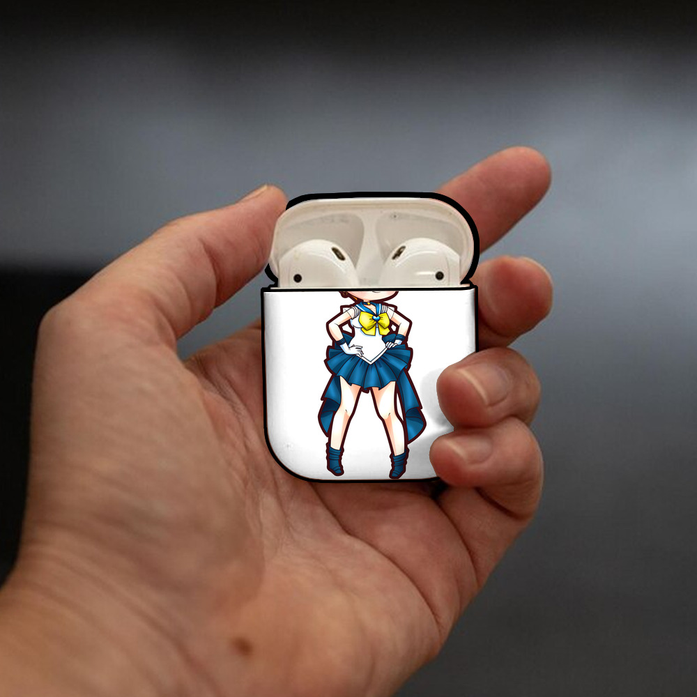 美少女戦士セーラームーン 天王はるか Sailor Moon Tenoh Haruka AirPods 第2世代保護ケース ハードシェル ブラック 耐衝撃・防指紋・カラビナ付き