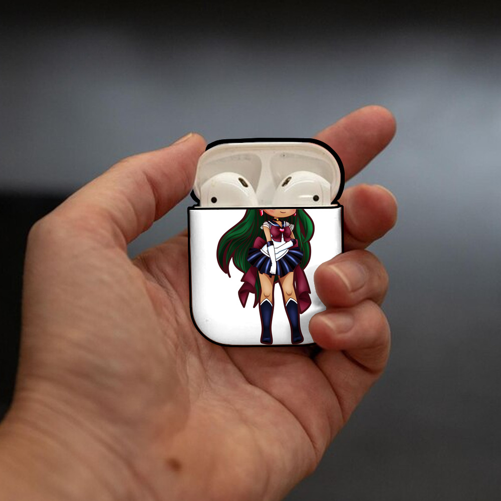 美少女戦士セーラームーン 冥王せつな Sailor Moon Meiou Setsuna AirPods 第2世代保護ケース ハードシェル ブラック 耐衝撃・防指紋・カラビナ付き