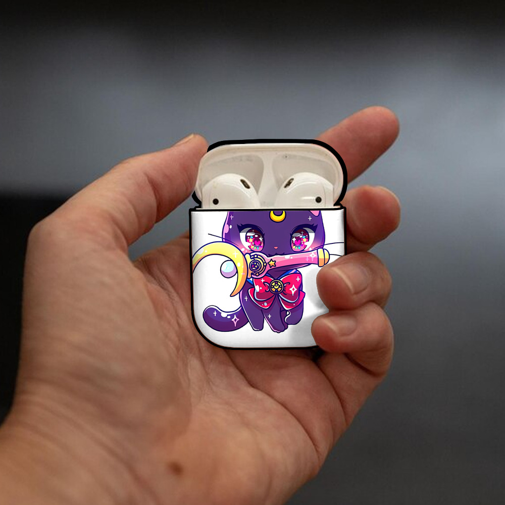 美少女戦士セーラームーン Sailor Moon AirPods 第2世代保護ケース ハードシェル ブラック 耐衝撃・防指紋・カラビナ付き